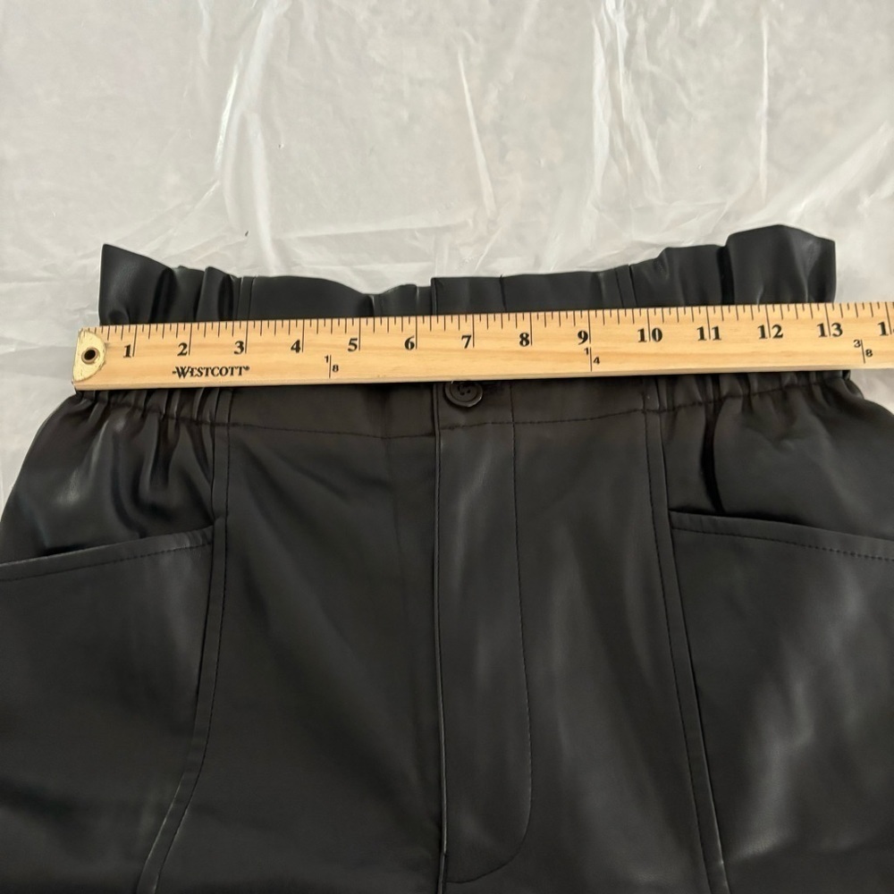 Madewell Vegan Leather Pull-On Paperbag Pants Black‎ Style MB292  size 4 - Picture 8 of 11